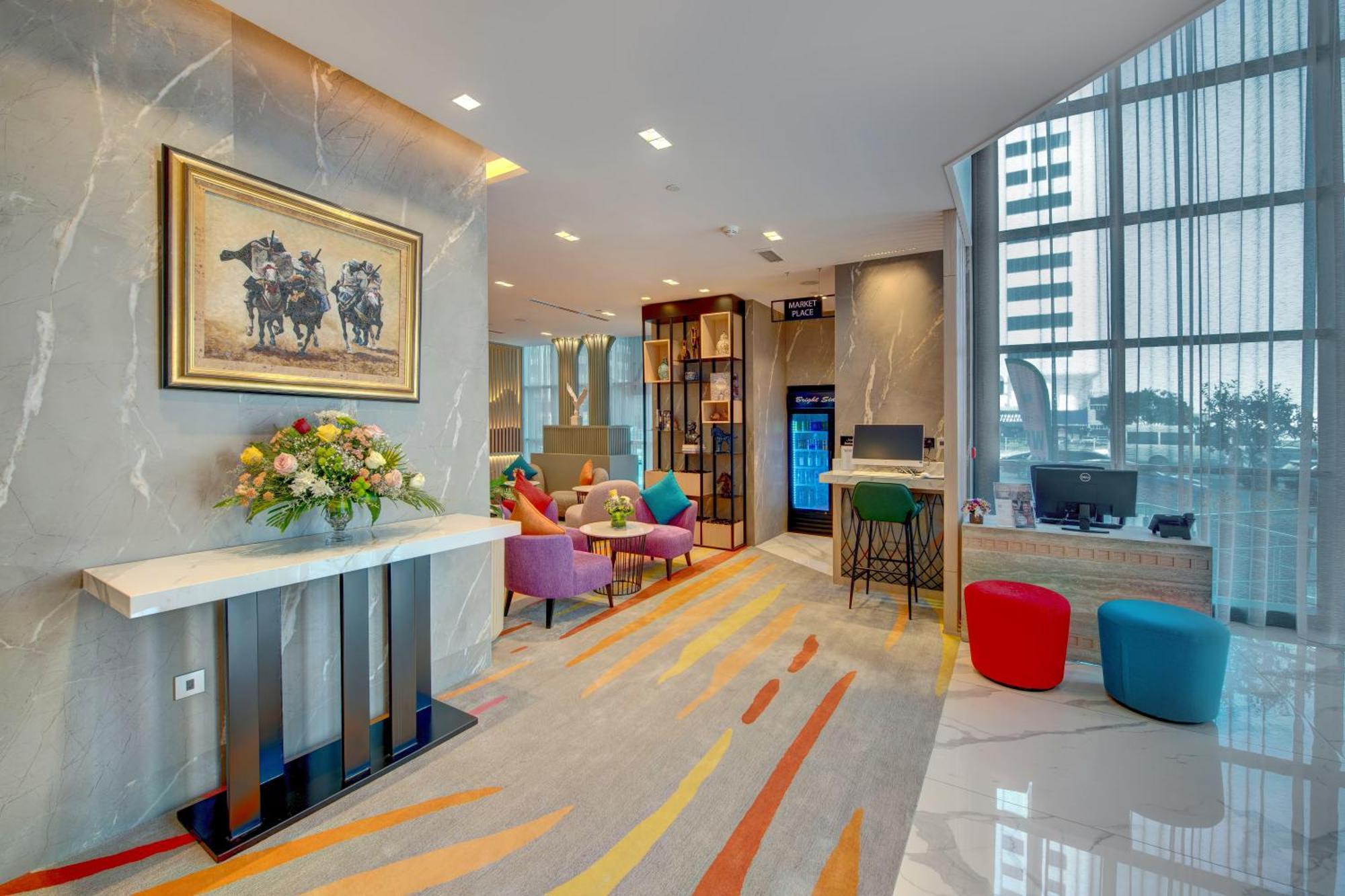 Готель La Quinta By Wyndham Al Wahda 4*