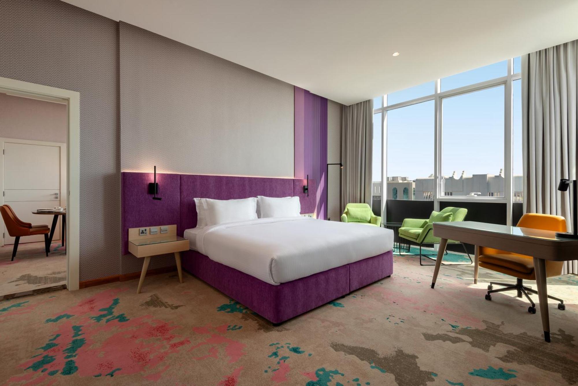 La Quinta By Wyndham Al Wahda Hotel